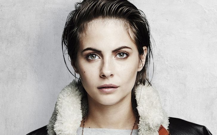 Who Is Willa Holland? Get To Know About Her Age, Early Life, Net Worth, Career, Personal Life, & Relationship